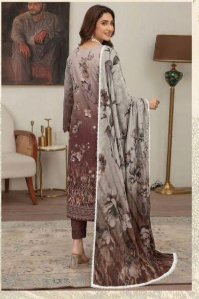Embroidered Lawn Suit with Chiffon Dupatta – Style 4