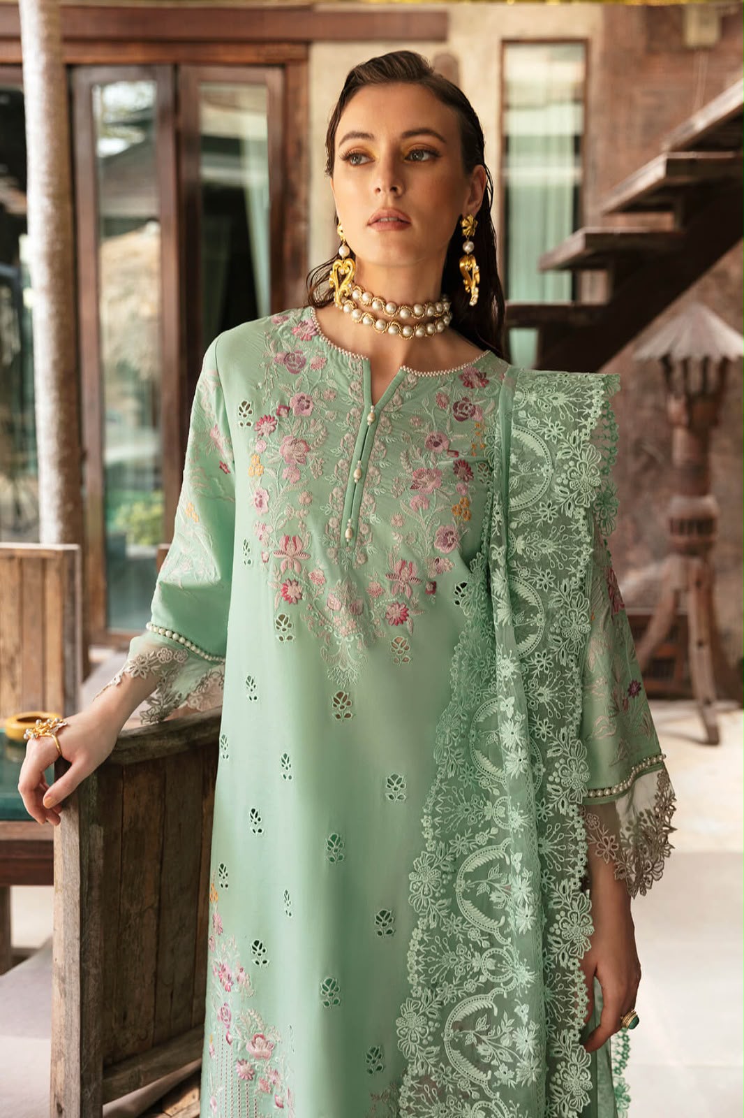 Imrozia Fancy Embroidered Lawn 3 Piece Suit – Mint Green