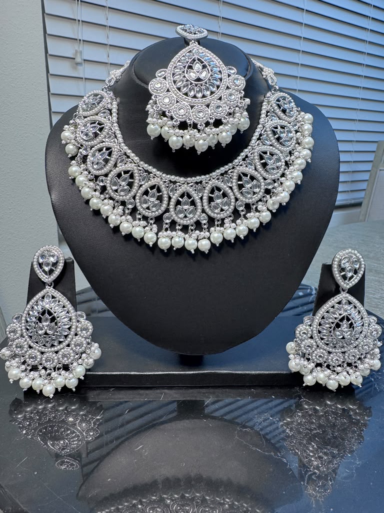 Silver Crystal Bridal Jewelry Set – Necklace, Earrings & Maang Tikka
