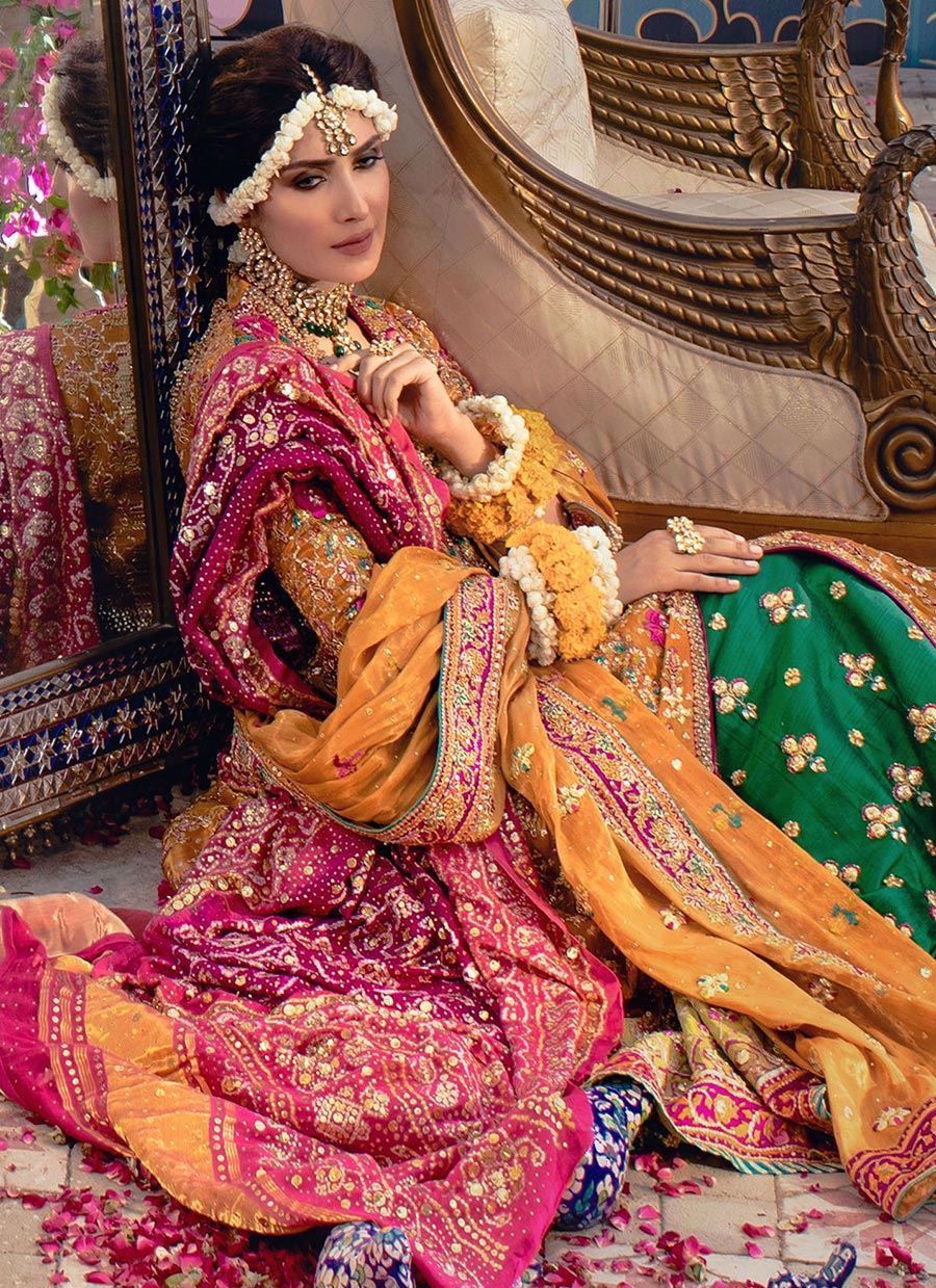 Pakistani Bridal Farshi Lehenga with Zardozi & Dabka Work – Wedding Wear