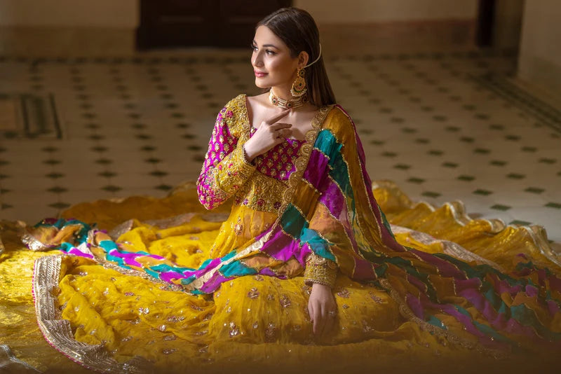 Yellow Bridal Pishwas Lehenga with Chiffon Dupatta – Mehndi Wedding Dress