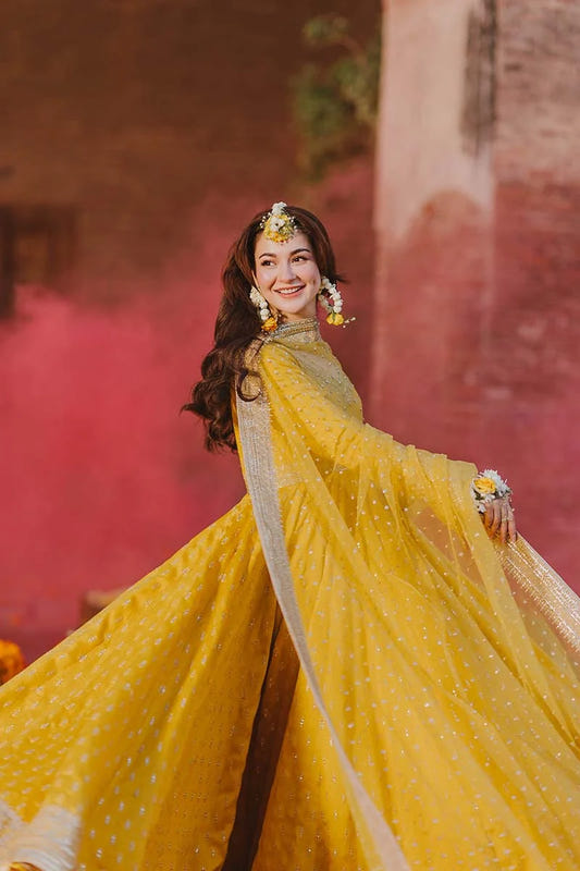 Yellow Bridal Pishwas with Embroidered Dupatta – Mehndi Wedding Dress