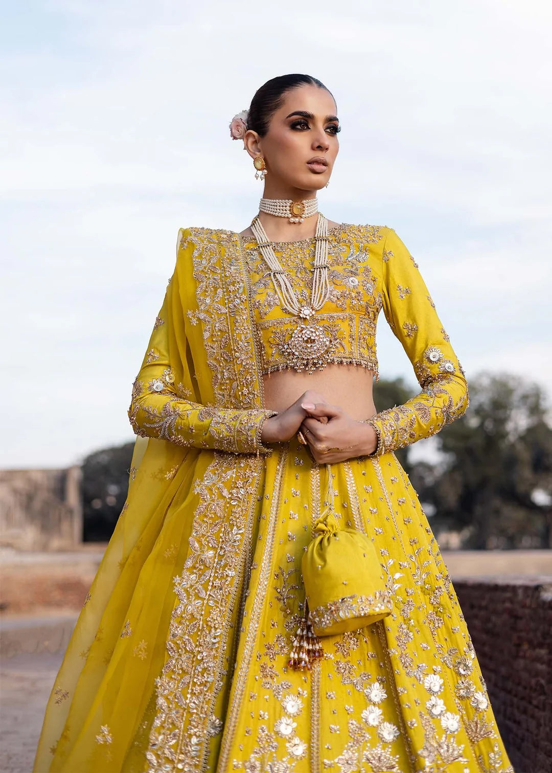 Lehenga Choli with Embroidered Organza Dupatta – Mehndi Wedding Dress