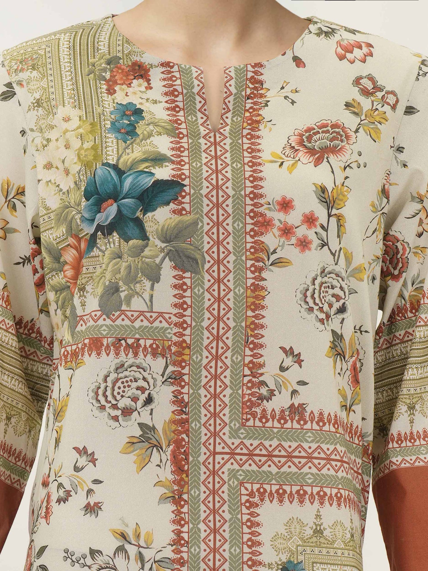 3 Piece Lawn Suit- Printed (Stitched)