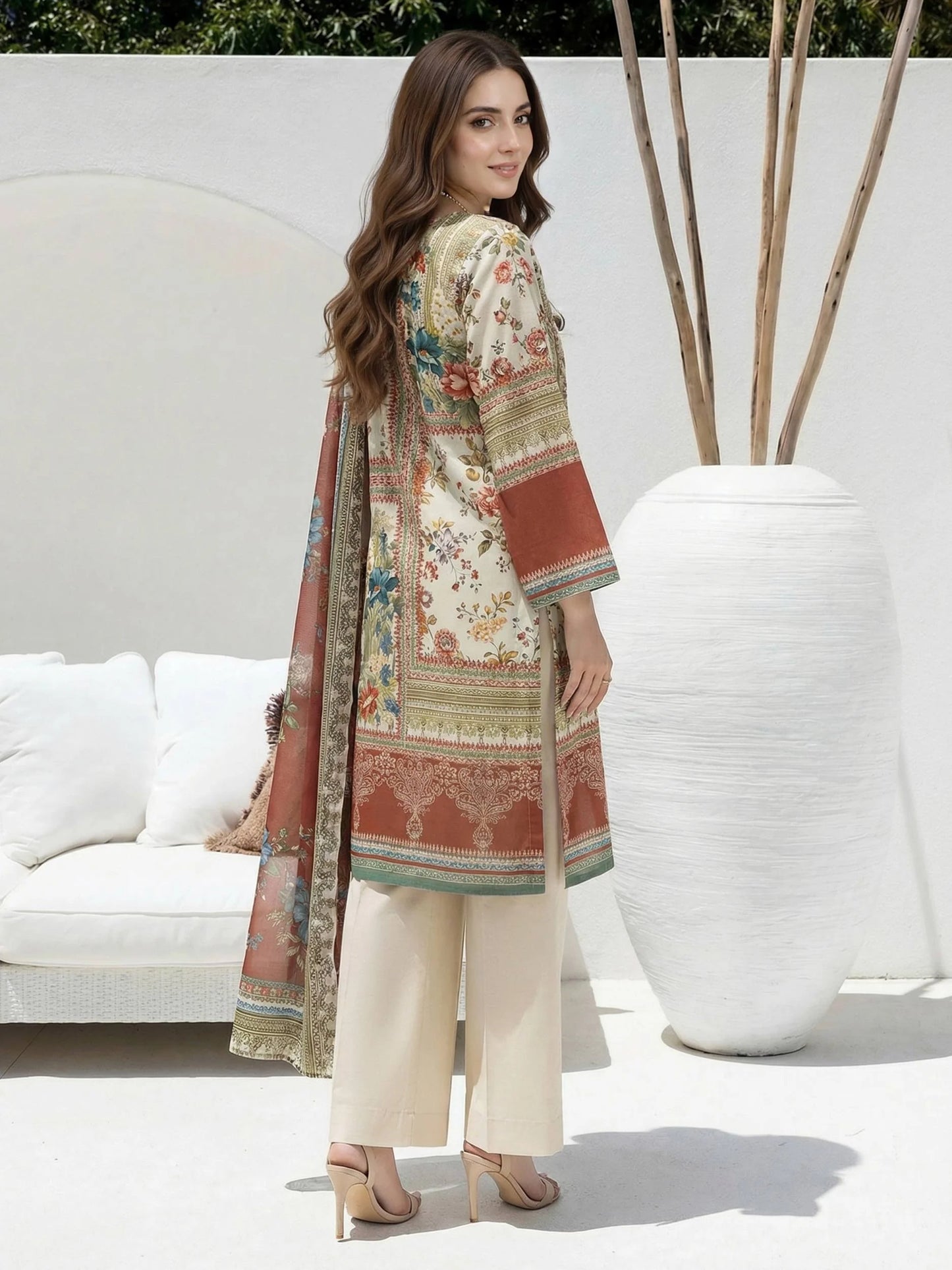 3 Piece Lawn Suit- Printed (Stitched)