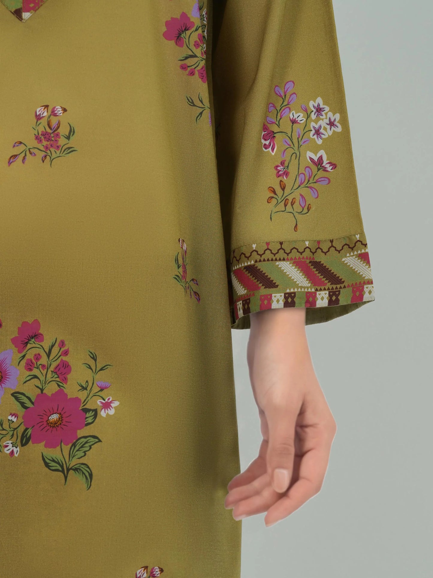 3 Piece Lawn Suit- Printed (Stitched)