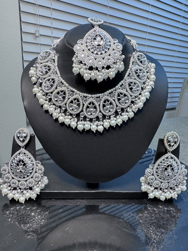 Silver Crystal Bridal Jewelry Set – Necklace, Earrings & Maang Tikka
