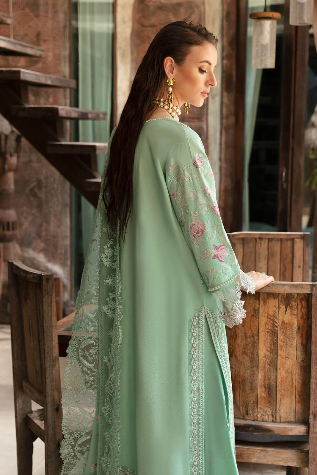 Imrozia Fancy Embroidered Lawn 3 Piece Suit – Mint Green
