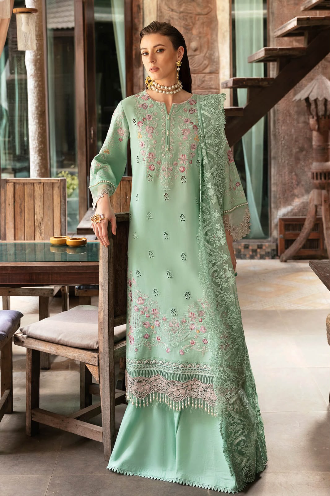 Imrozia Fancy Embroidered Lawn 3 Piece Suit – Mint Green