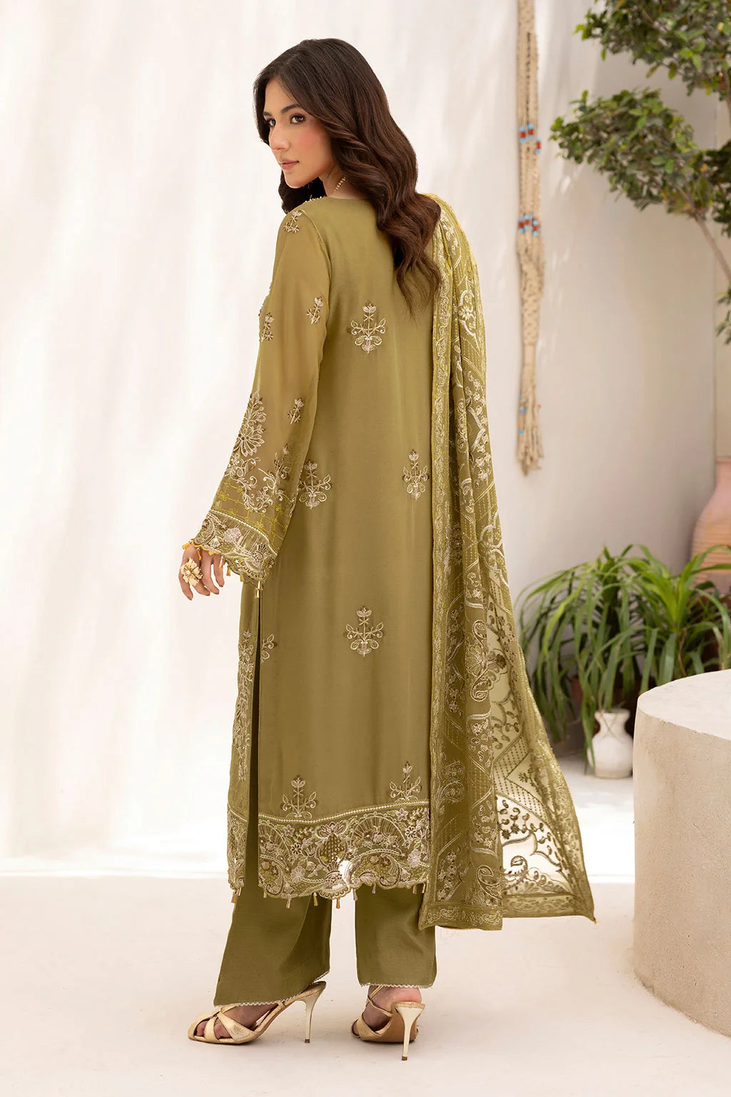 Embroidered Chiffon Suit with Sequins & Hand Embellished Organza ( EC116 )