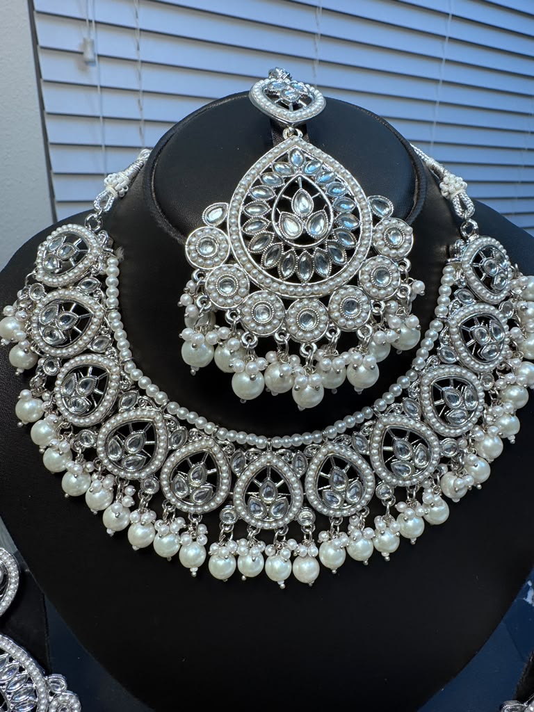 Silver Crystal Bridal Jewelry Set – Necklace, Earrings & Maang Tikka